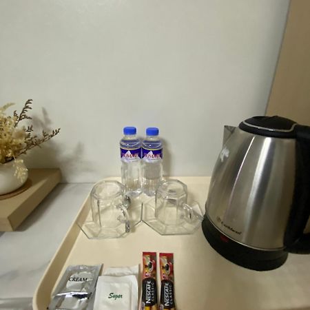 Honey Suite Room Inside Bee Cafe Cebu At Ayala Area Ngoại thất bức ảnh